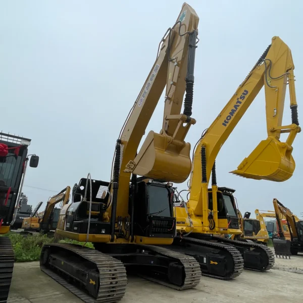 Pelle Cat323D d'occasion à vendre9