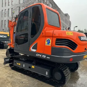 DOOSAN DX75-5
