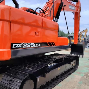 DX225LCA-9