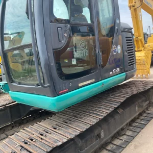 KOBELCO SK135SR-3
