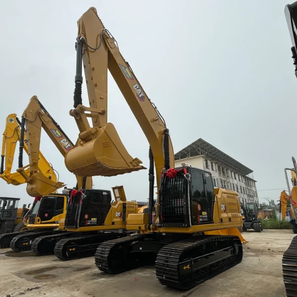 Pelle Cat 330GC d'occasion à vendre1