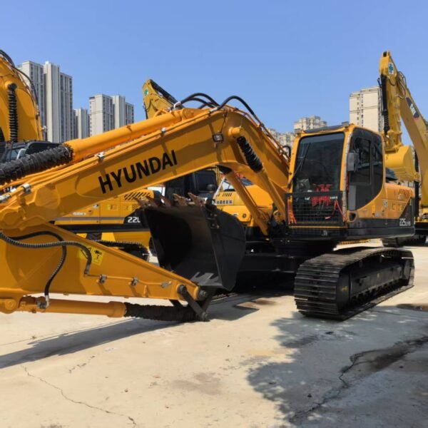 Hyundaixi 现代225 -9S excavator for sale9 d'occasion