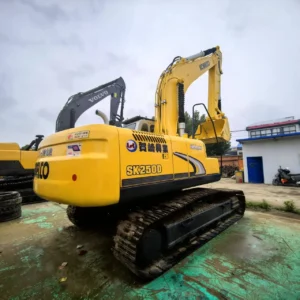 Escavadora KOBELCO SK250D usada para venda8