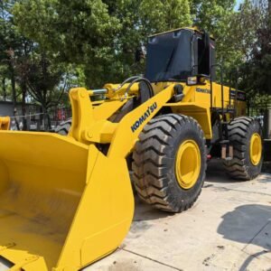 Подержанный автомобиль KOMATSU Max Avance WA380 для продажи8