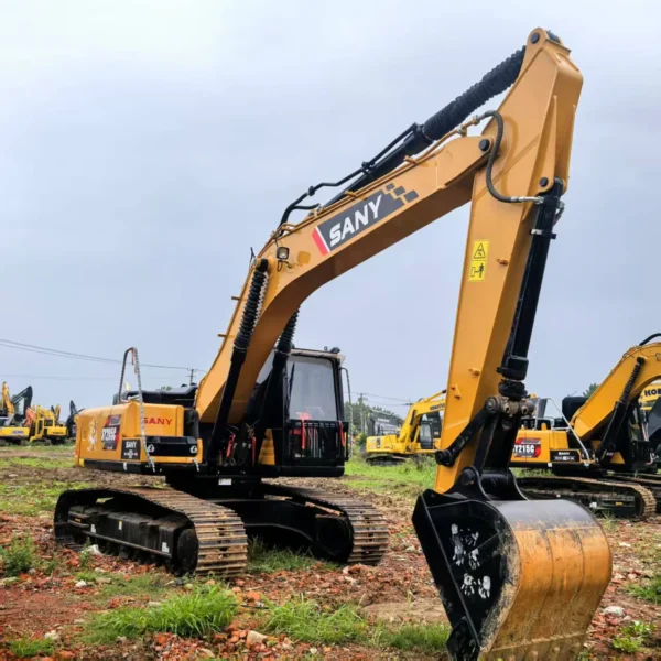 excavadora usada SANY 205C en venta9