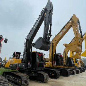 escavadora VOLVO EC200 usada para venda10