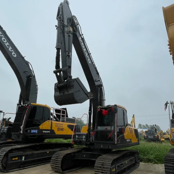 escavadora VOLVO EC200 usada para venda11