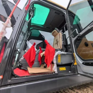 escavadora volvo EC290 usada para venda5
