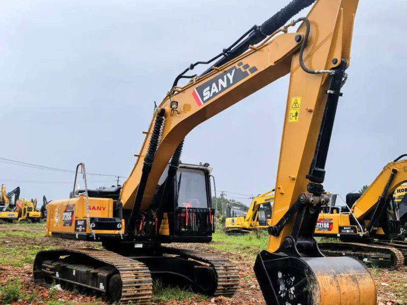 excavateur SANY 205C d'occasion à vendre9