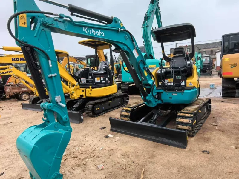 excavateur kubota U-35 d'occasion à vendre2
