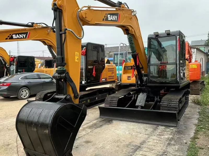 excavateur sany SY95C d'occasion à vendre1