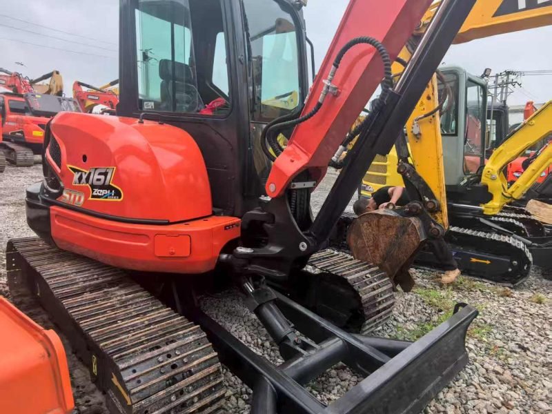 excavateur d'occasion